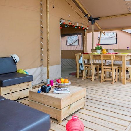 Vacanceselect Premium Lodge Polari ロヴィニ エクステリア 写真