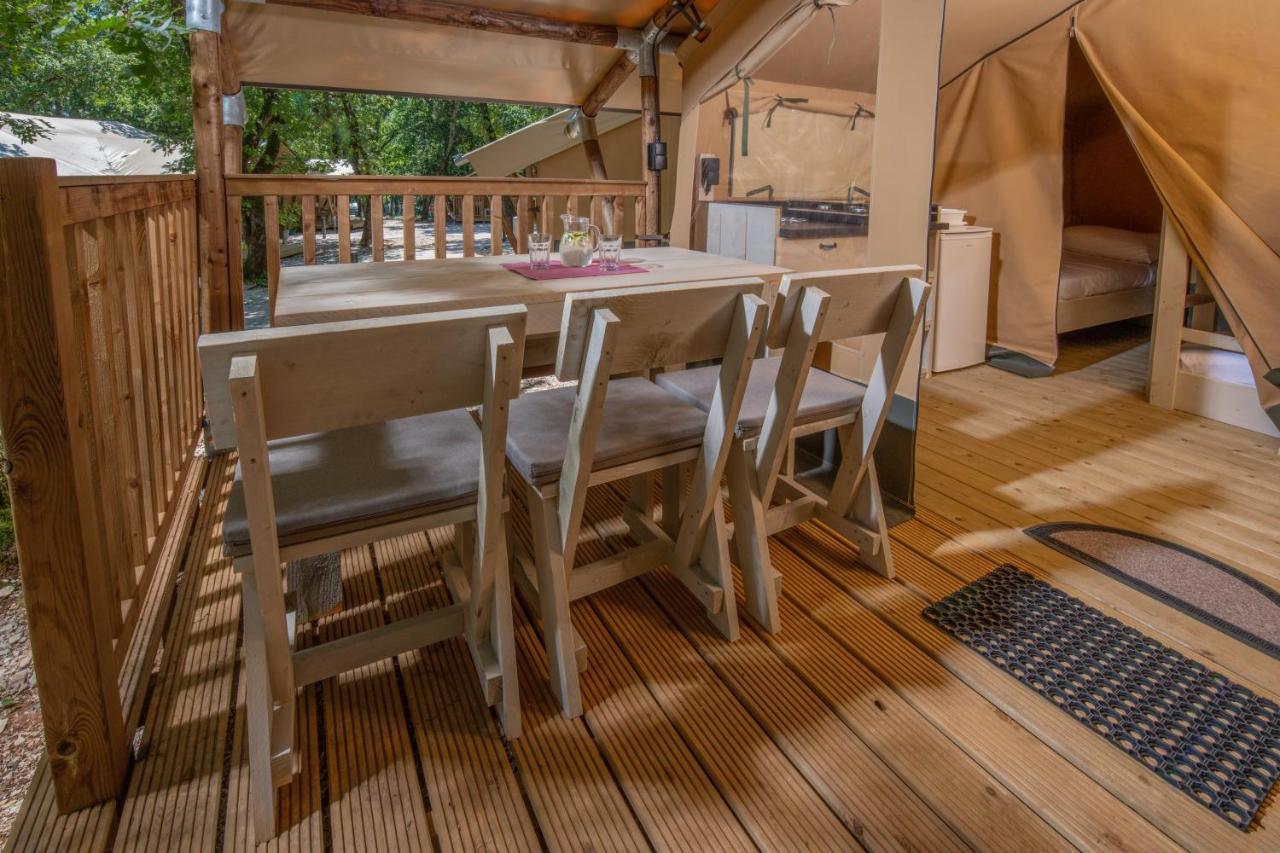Vacanceselect Premium Lodge Polari ロヴィニ エクステリア 写真