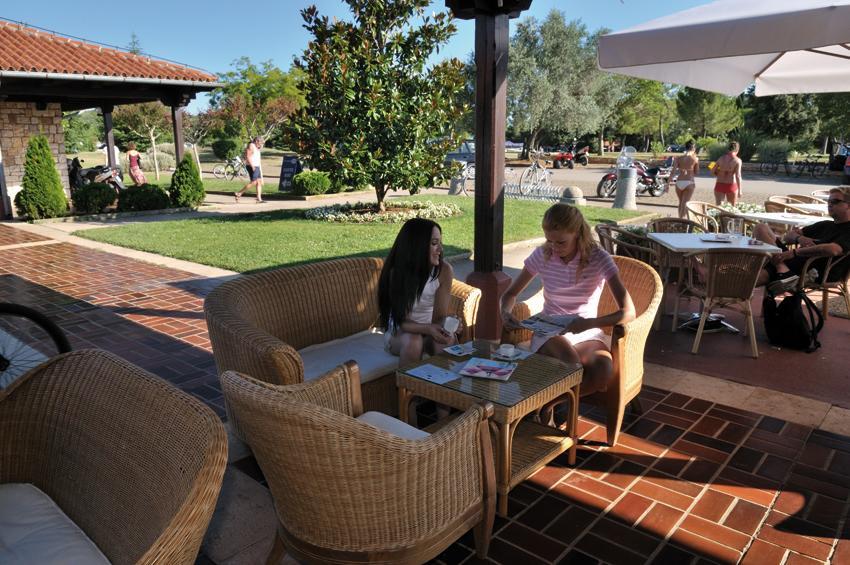 Vacanceselect Premium Lodge Polari ロヴィニ エクステリア 写真