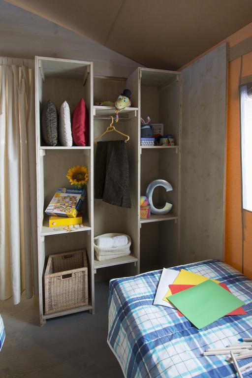 Vacanceselect Premium Lodge Polari ロヴィニ エクステリア 写真